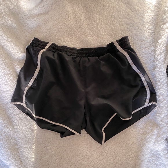 NIKE Dri-fit shorts - Picture 1 of 5